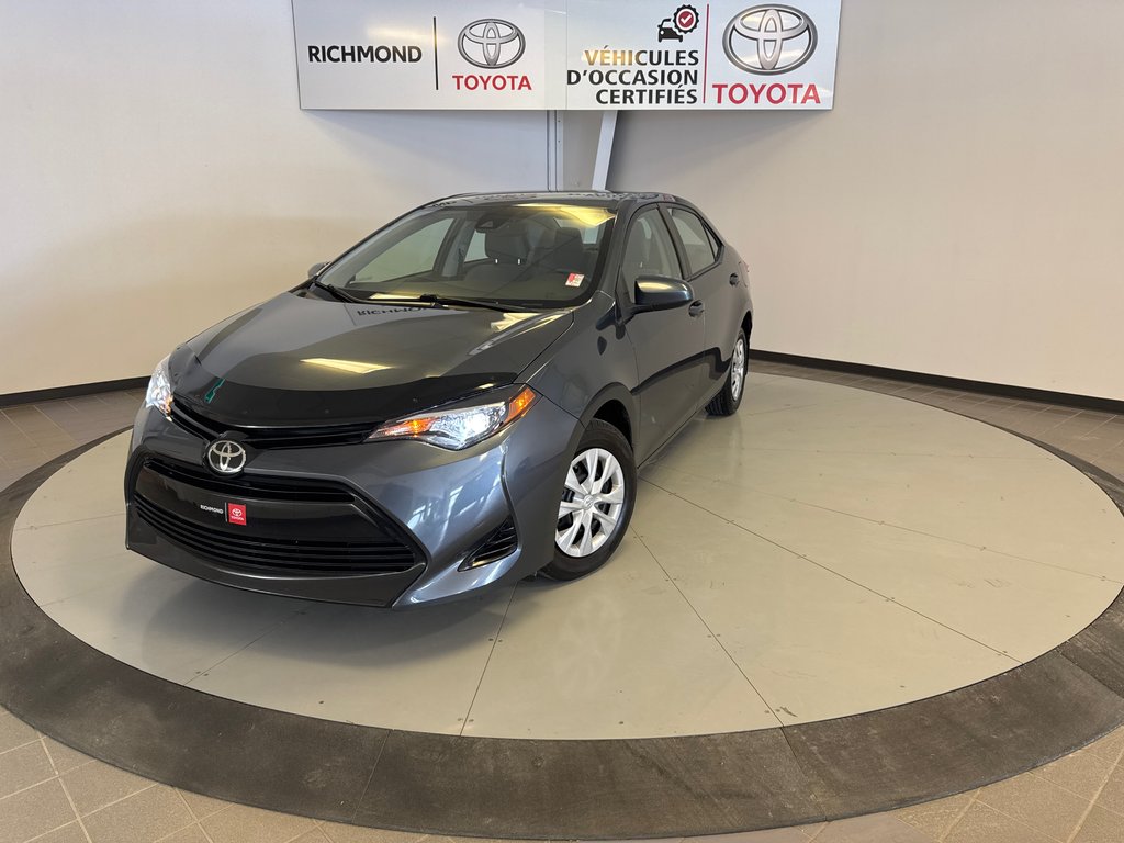 Toyota Corolla CE *TRÈS BEAU VÉHICULE* 2017 à Richmond, Québec - 1 - w1024h768px