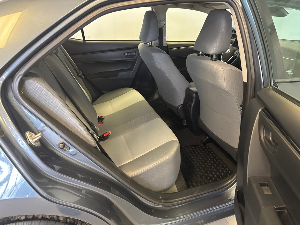 Toyota Corolla CE *TRÈS BEAU VÉHICULE* 2017 à Richmond, Québec - 17 - w1024h768px