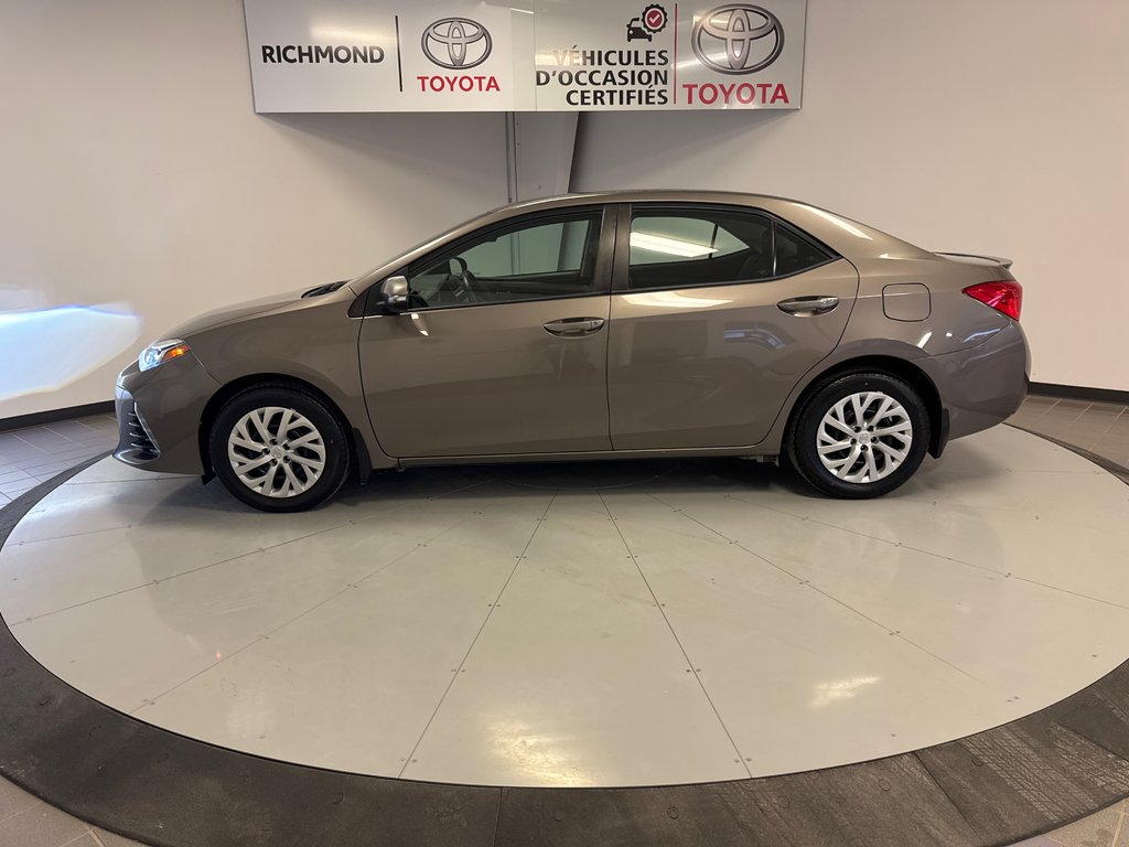 Toyota Corolla SE *TRÈS BEAU VÉHICULE* 2018 à Richmond, Québec - 4 - w1024h768px