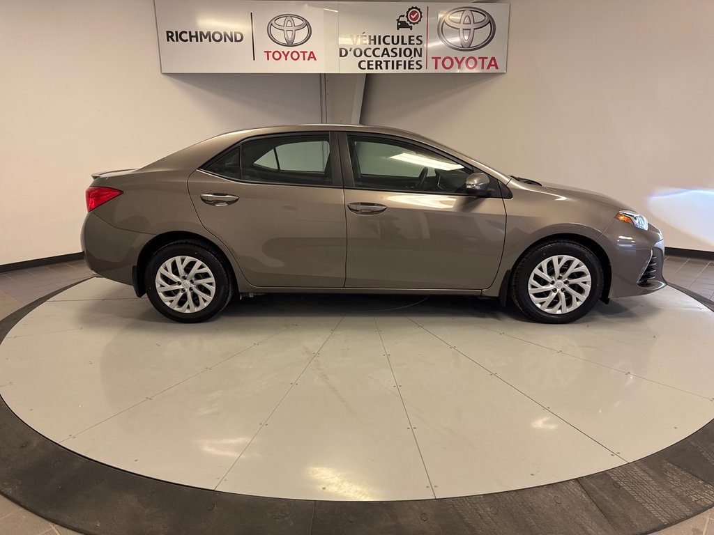 Toyota Corolla SE *TRÈS BEAU VÉHICULE* 2018 à Richmond, Québec - 10 - w1024h768px