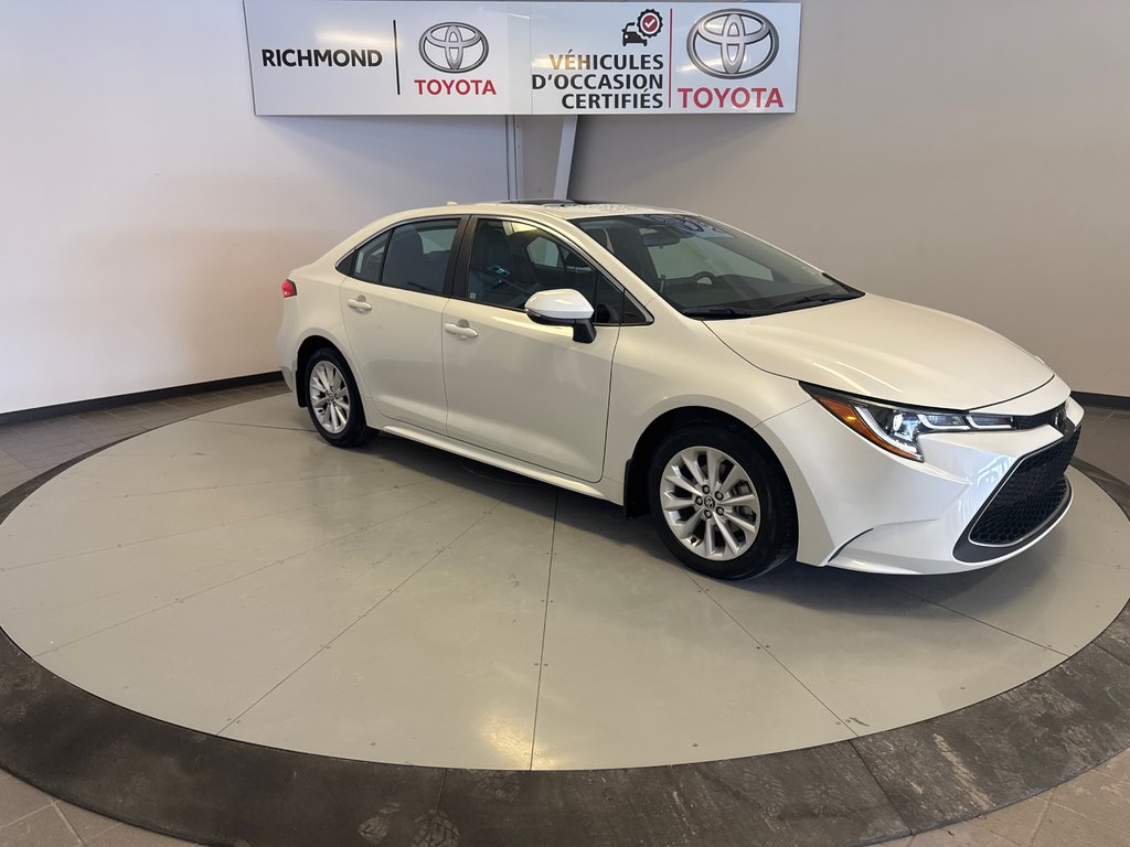 Toyota Corolla XLE *MOINS DE 17,000 KM.* 2020 à Richmond, Québec - 11 - w1024h768px