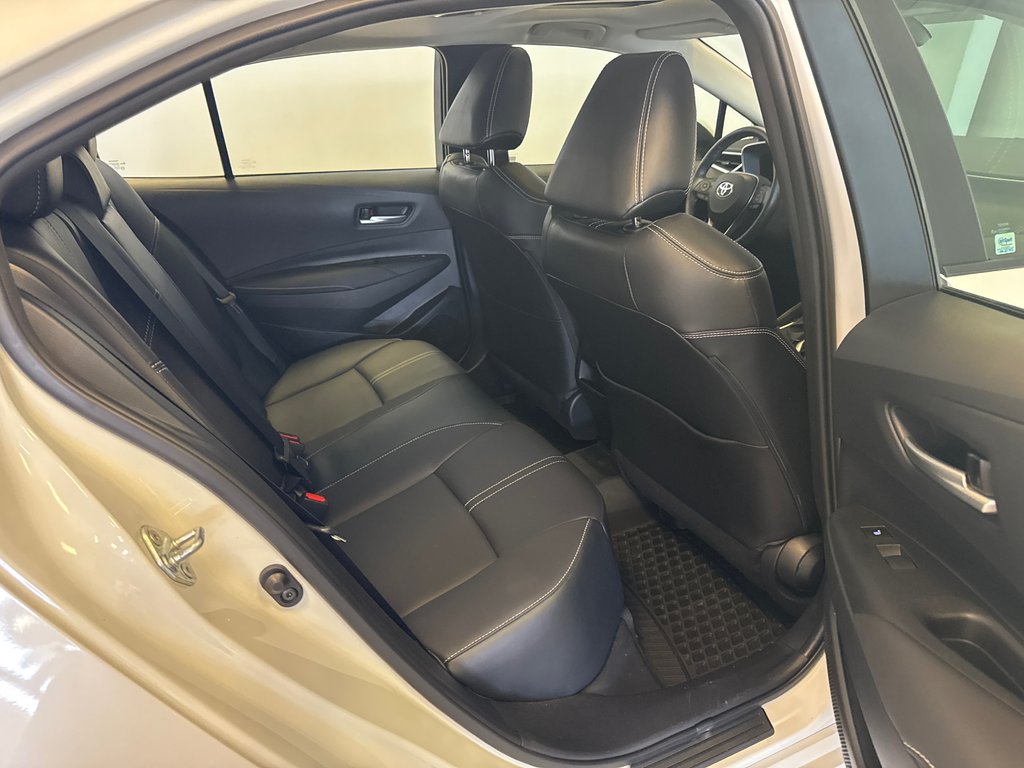 Toyota Corolla XLE *MOINS DE 17,000 KM.* 2020 à Richmond, Québec - 17 - w1024h768px