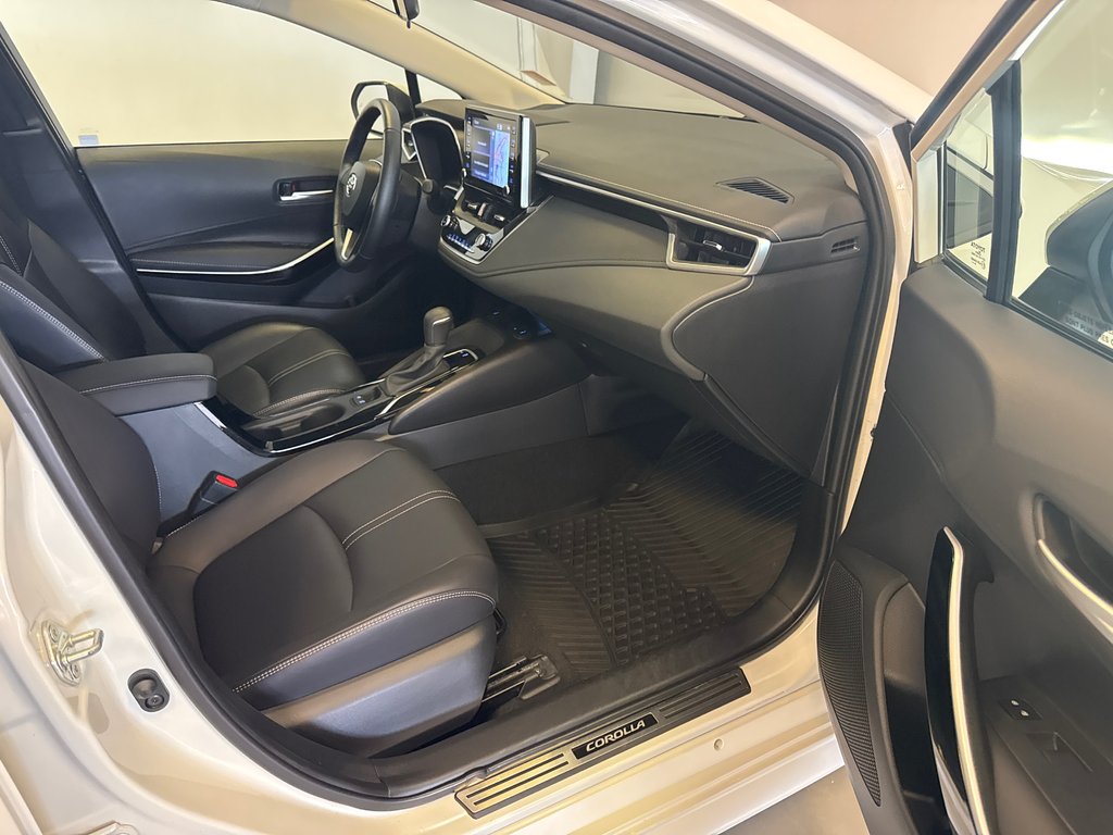 Toyota Corolla XLE *MOINS DE 17,000 KM.* 2020 à Richmond, Québec - 18 - w1024h768px