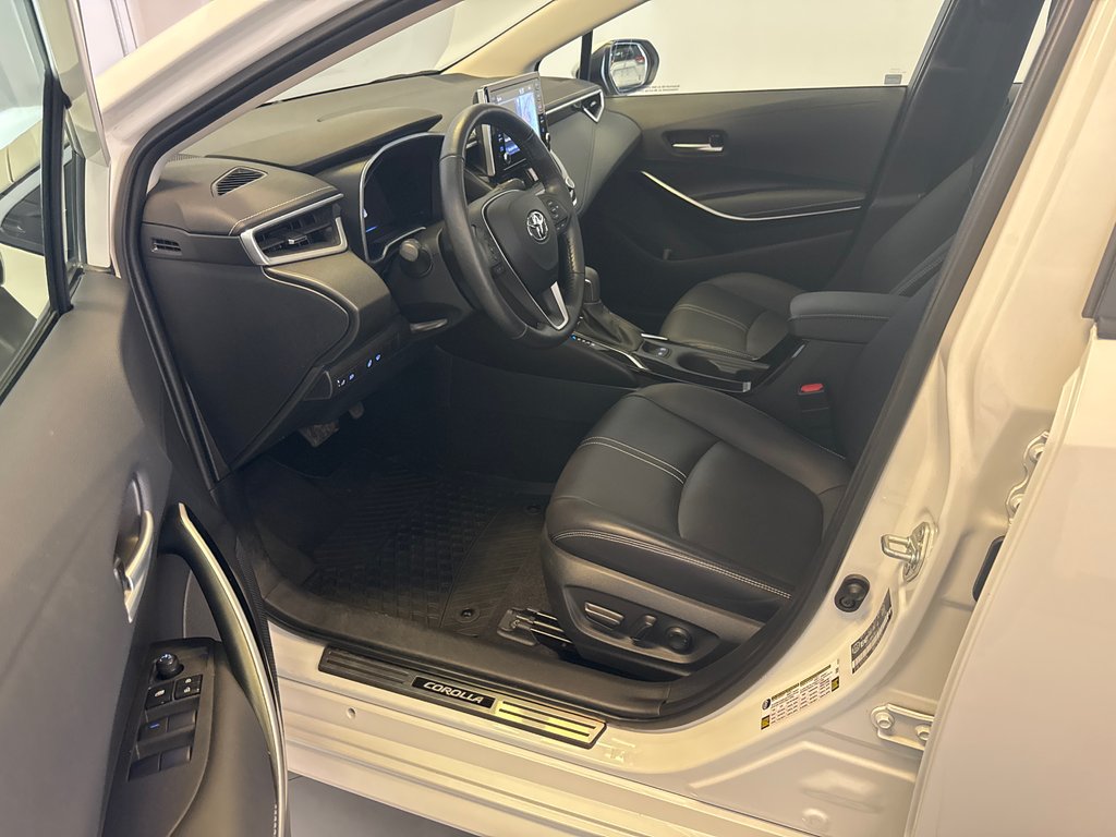 Toyota Corolla XLE *MOINS DE 17,000 KM.* 2020 à Richmond, Québec - 15 - w1024h768px