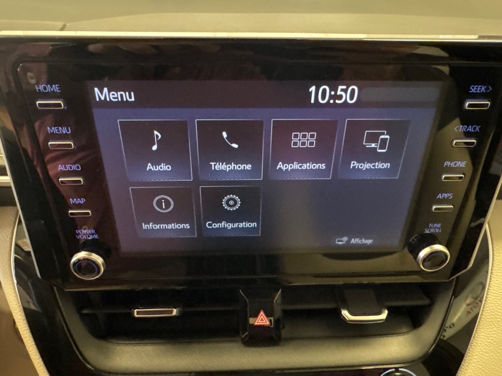 Toyota Corolla LE Hybrid AMÉLIORÉ 2021 à Richmond, Québec - 24 - w1024h768px