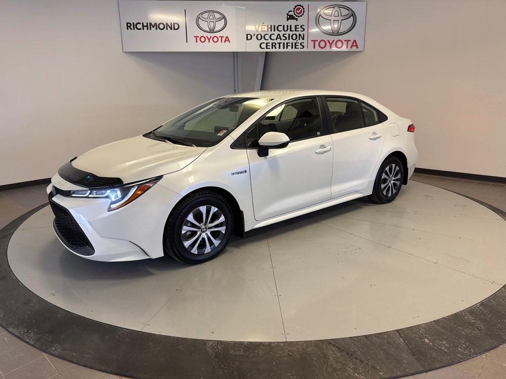 Toyota Corolla LE Hybrid AMÉLIORÉ 2021 à Richmond, Québec - 3 - w1024h768px