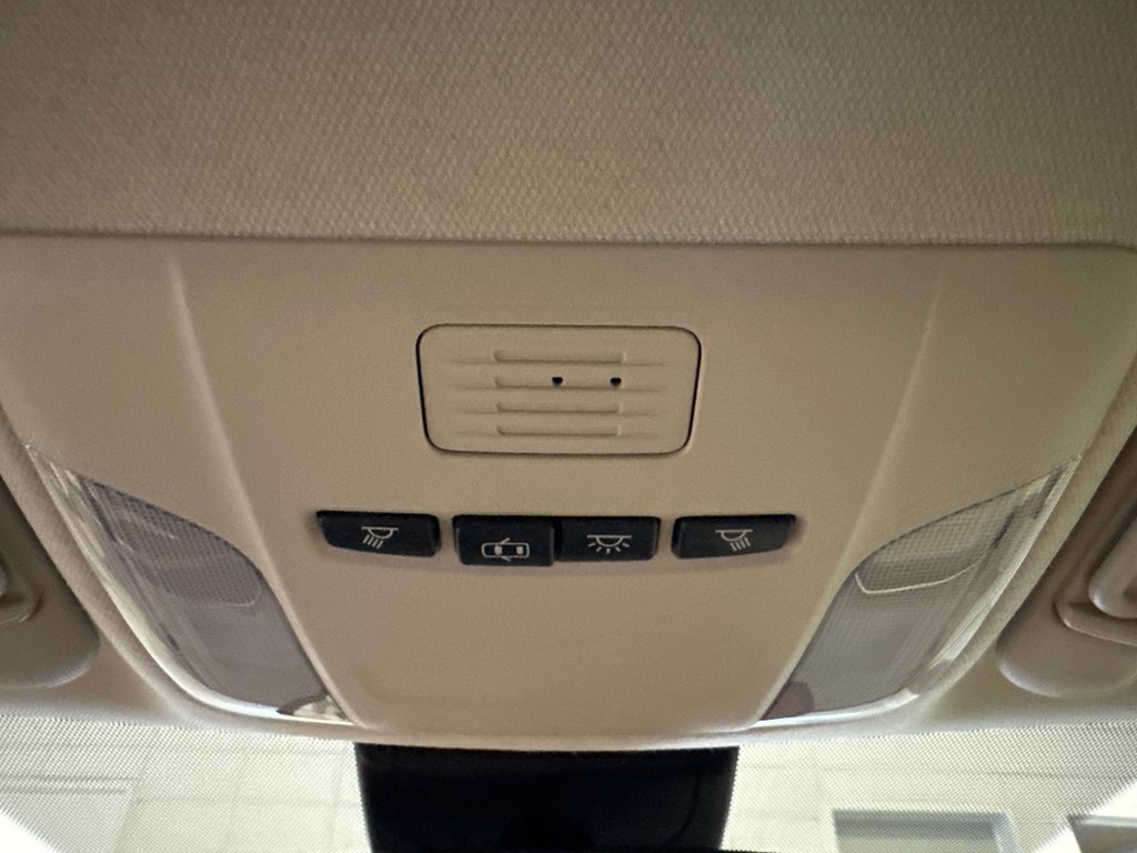 Toyota Corolla LE Hybrid AMÉLIORÉ 2021 à Richmond, Québec - 34 - w1024h768px