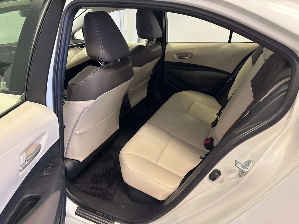 Toyota Corolla LE Hybrid AMÉLIORÉ 2021 à Richmond, Québec - 17 - w1024h768px