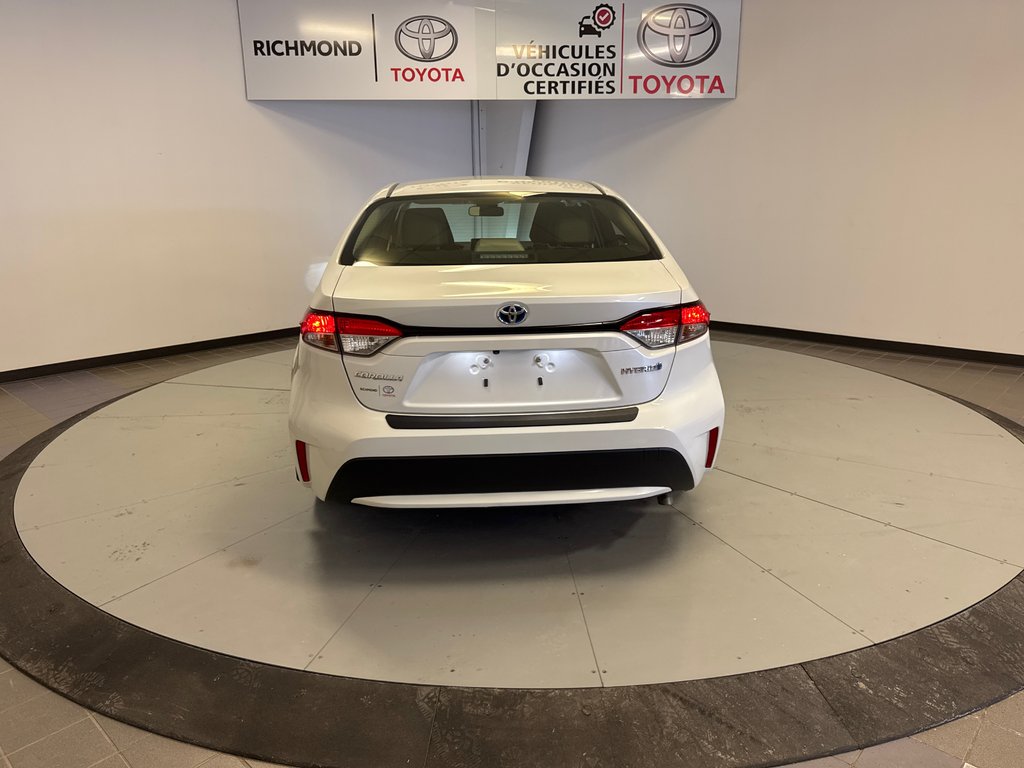 Toyota Corolla LE Hybrid AMÉLIORÉ 2021 à Richmond, Québec - 8 - w1024h768px