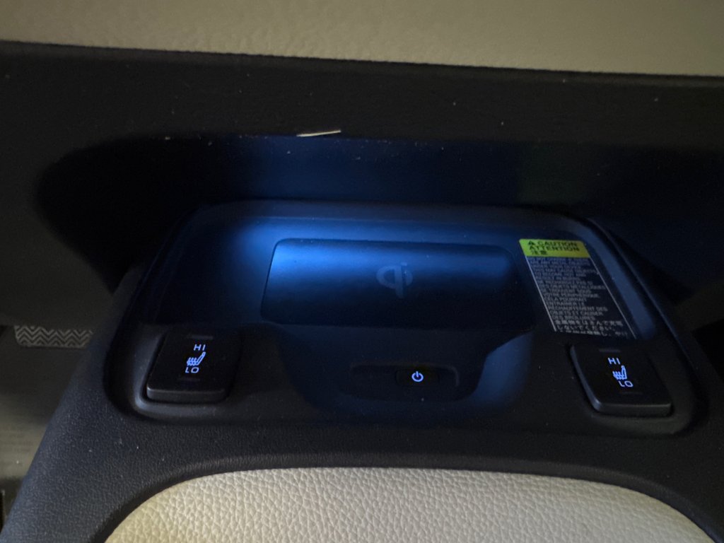 Toyota Corolla LE Hybrid AMÉLIORÉ 2021 à Richmond, Québec - 27 - w1024h768px