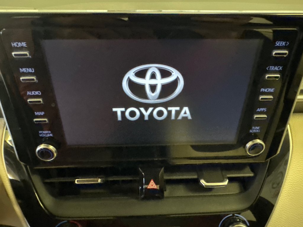 Toyota Corolla LE Hybrid AMÉLIORÉ 2021 à Richmond, Québec - 19 - w1024h768px