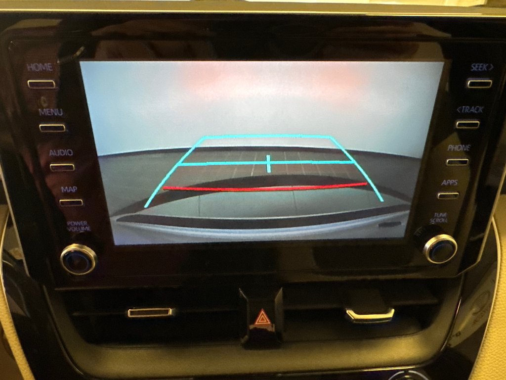 Toyota Corolla LE Hybrid AMÉLIORÉ 2021 à Richmond, Québec - 25 - w1024h768px