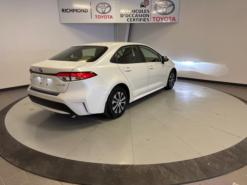 Toyota Corolla LE Hybrid AMÉLIORÉ 2021 à Richmond, Québec - 10 - w1024h768px
