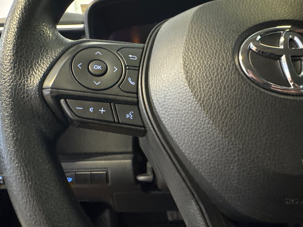 Toyota Corolla LE *TRÈS BEAU VÉHICULE* 2022 à Richmond, Québec - 27 - w1024h768px