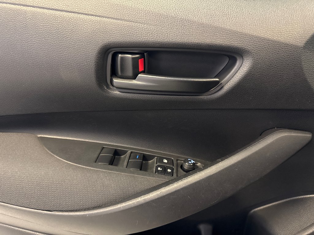 Toyota Corolla LE *TRÈS BEAU VÉHICULE* 2022 à Richmond, Québec - 30 - w1024h768px