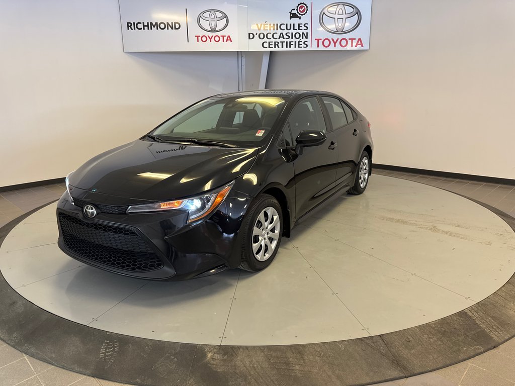 Toyota Corolla LE *TRÈS BEAU VÉHICULE* 2022 à Richmond, Québec - 3 - w1024h768px