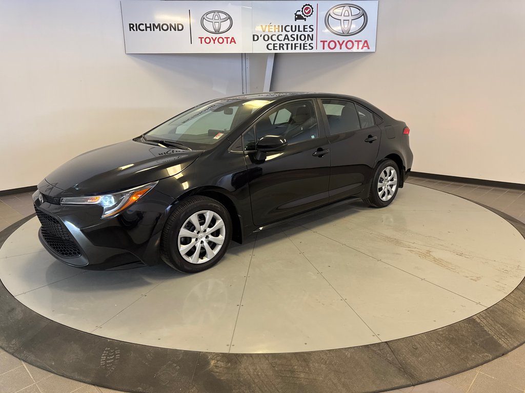 Toyota Corolla LE *TRÈS BEAU VÉHICULE* 2022 à Richmond, Québec - 4 - w1024h768px