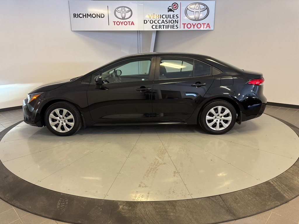 Toyota Corolla LE *TRÈS BEAU VÉHICULE* 2022 à Richmond, Québec - 5 - w1024h768px