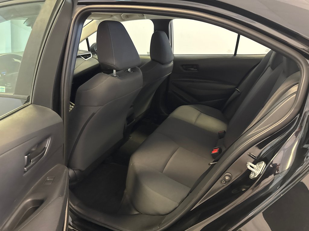 Toyota Corolla LE *TRÈS BEAU VÉHICULE* 2022 à Richmond, Québec - 17 - w1024h768px