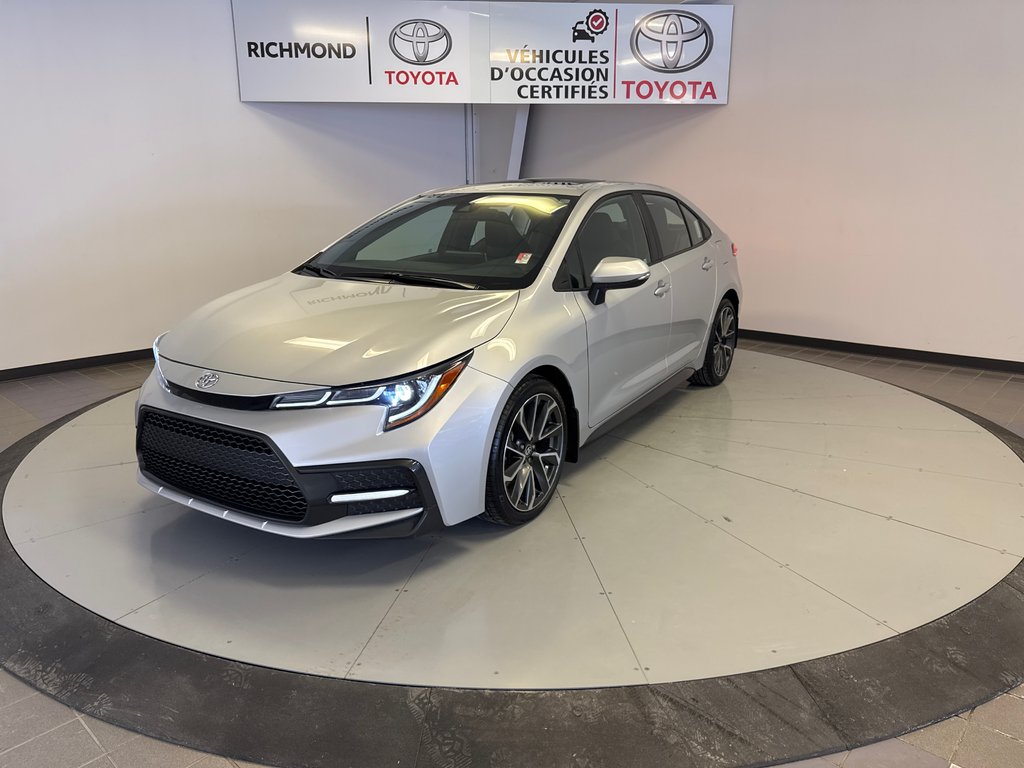Toyota Corolla XSE *TRÈS BEAU VÉHICULE + BAS KILOMÉTRAGE* 2022 à Richmond, Québec - 2 - w1024h768px