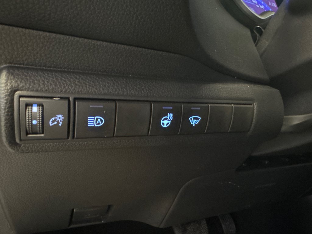 Toyota Corolla XSE *TRÈS BEAU VÉHICULE + BAS KILOMÉTRAGE* 2022 à Richmond, Québec - 31 - w1024h768px