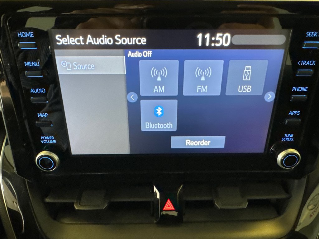 Toyota Corolla LE 2022 à Richmond, Québec - 22 - w1024h768px