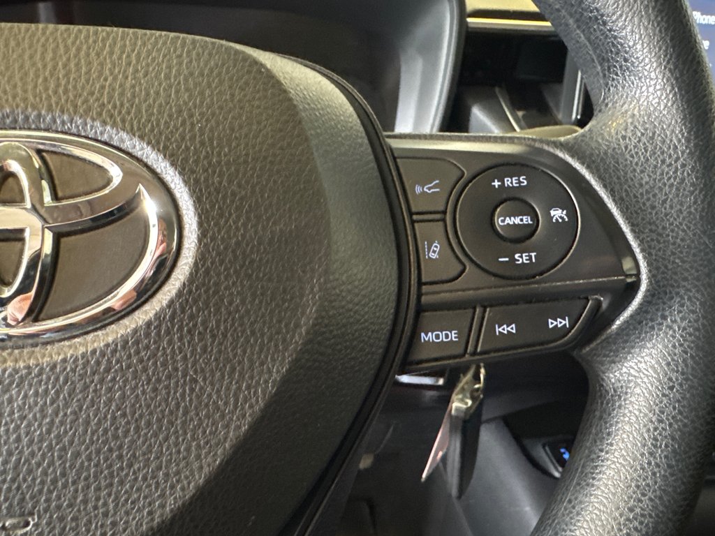 Toyota Corolla LE 2022 à Richmond, Québec - 29 - w1024h768px