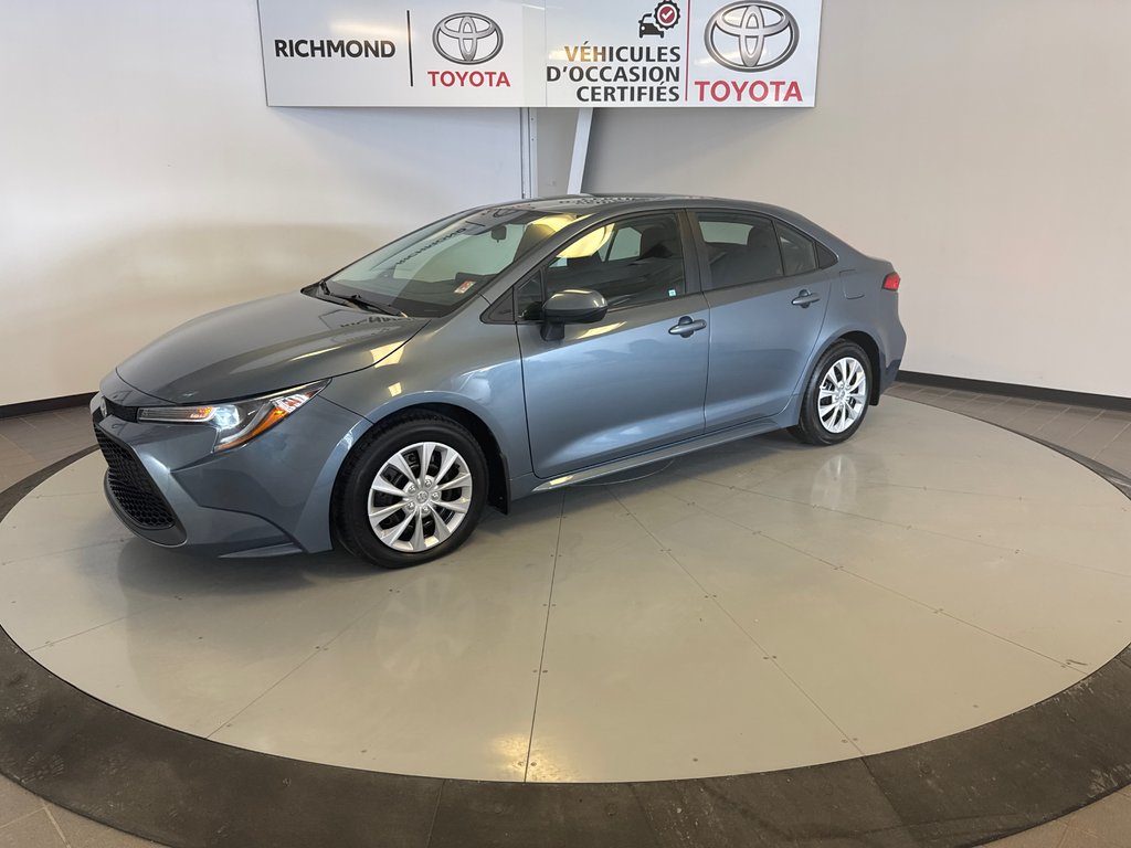 Toyota Corolla LE 2022 à Richmond, Québec - 3 - w1024h768px