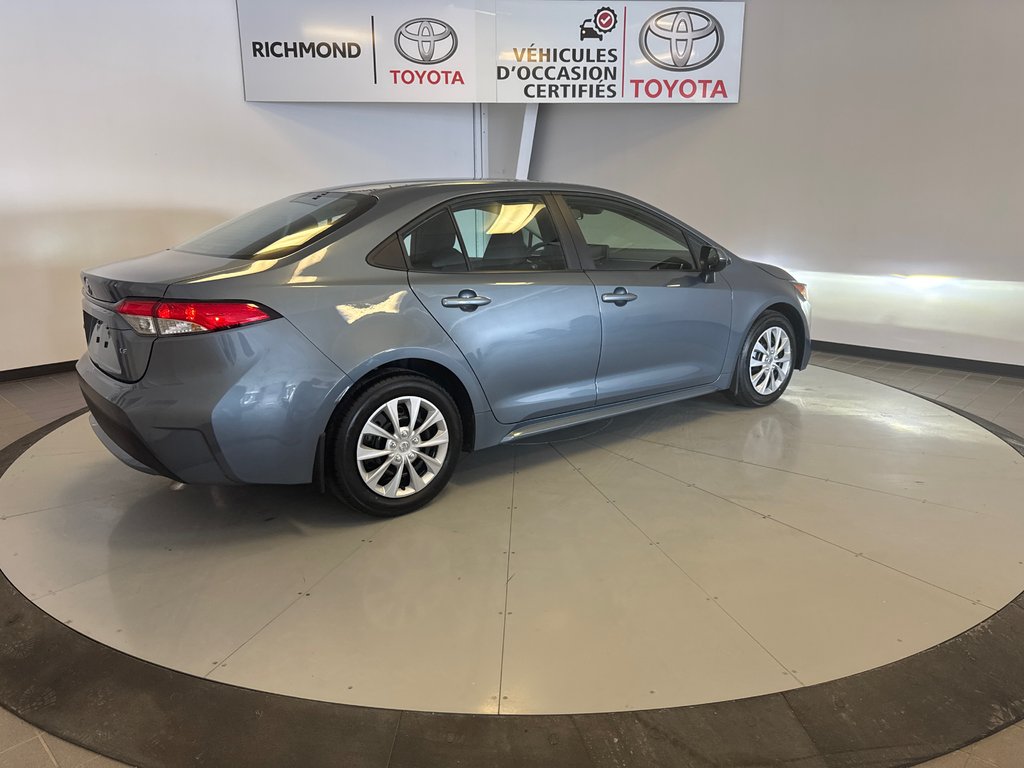 Toyota Corolla LE 2022 à Richmond, Québec - 9 - w1024h768px