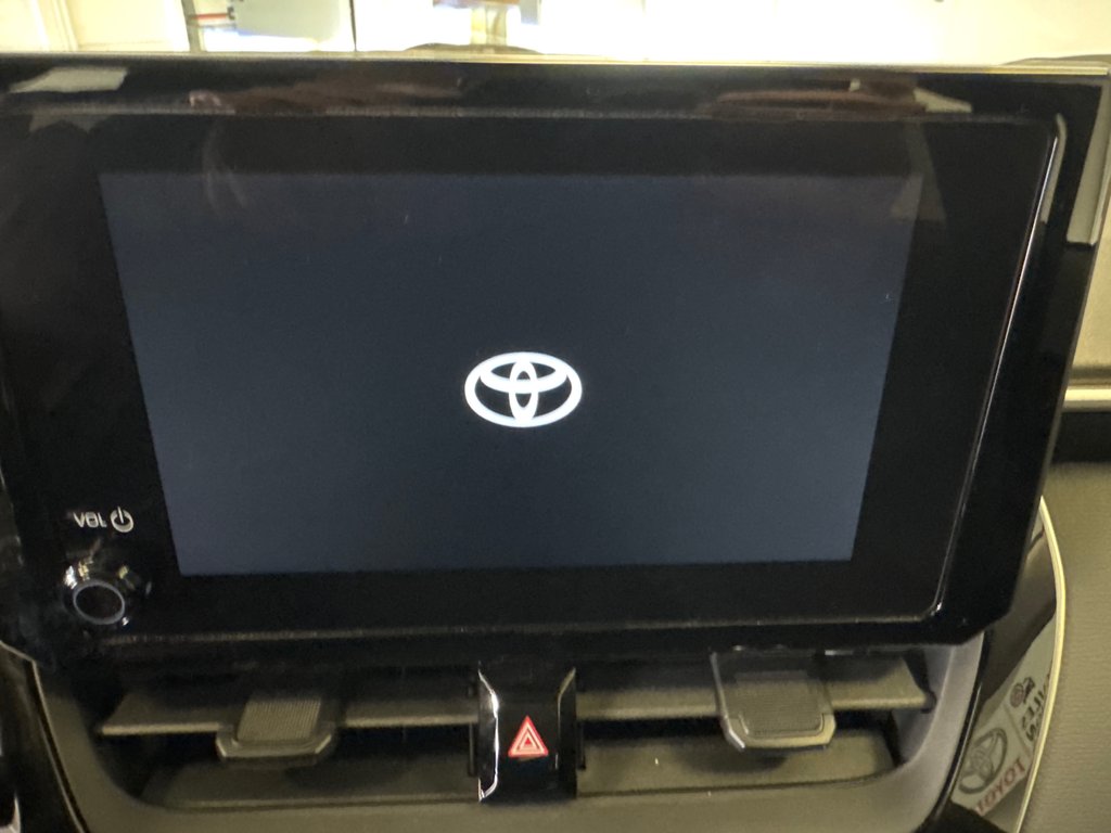 Toyota Corolla HYBRIDE LE AWD *BALANCE DE GARANTIE PROLONGÉE* 2023 à Richmond, Québec - 20 - w1024h768px