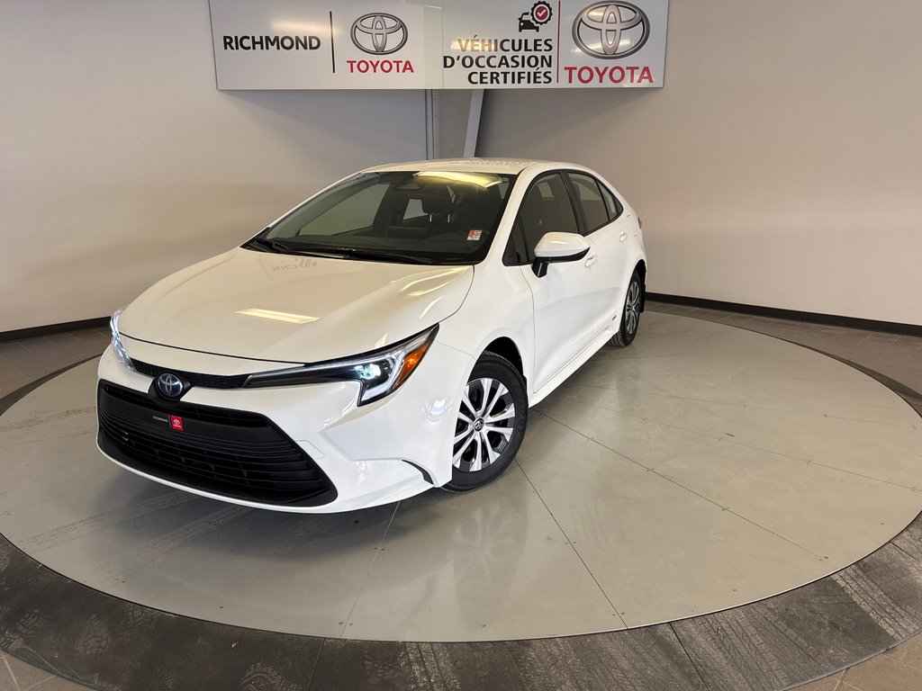 Toyota Corolla HYBRIDE LE AWD *BALANCE DE GARANTIE PROLONGÉE* 2023 à Richmond, Québec - 1 - w1024h768px