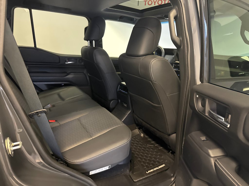 Toyota Land Cruiser PREMUIM + *DÉMO + RABAIS* 2024 à Richmond, Québec - 21 - w1024h768px