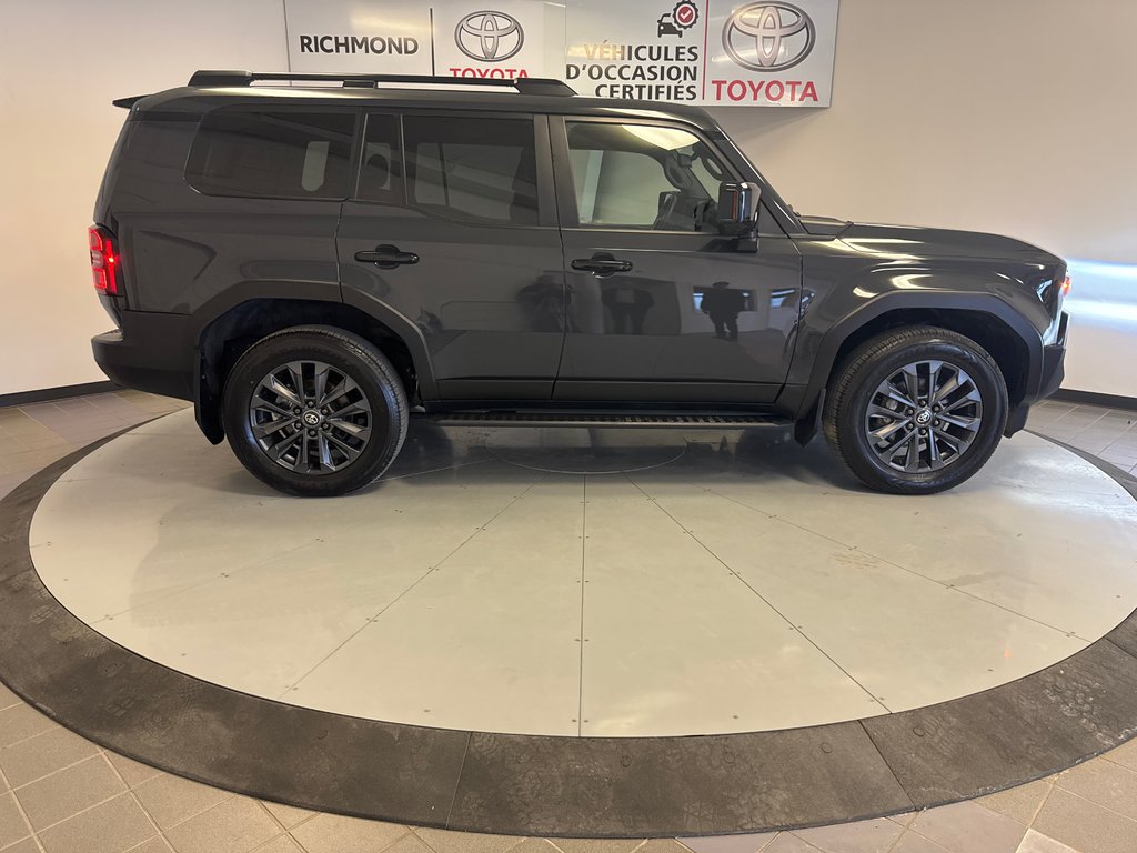 Toyota Land Cruiser PREMUIM + *DÉMO + RABAIS* 2024 à Richmond, Québec - 12 - w1024h768px