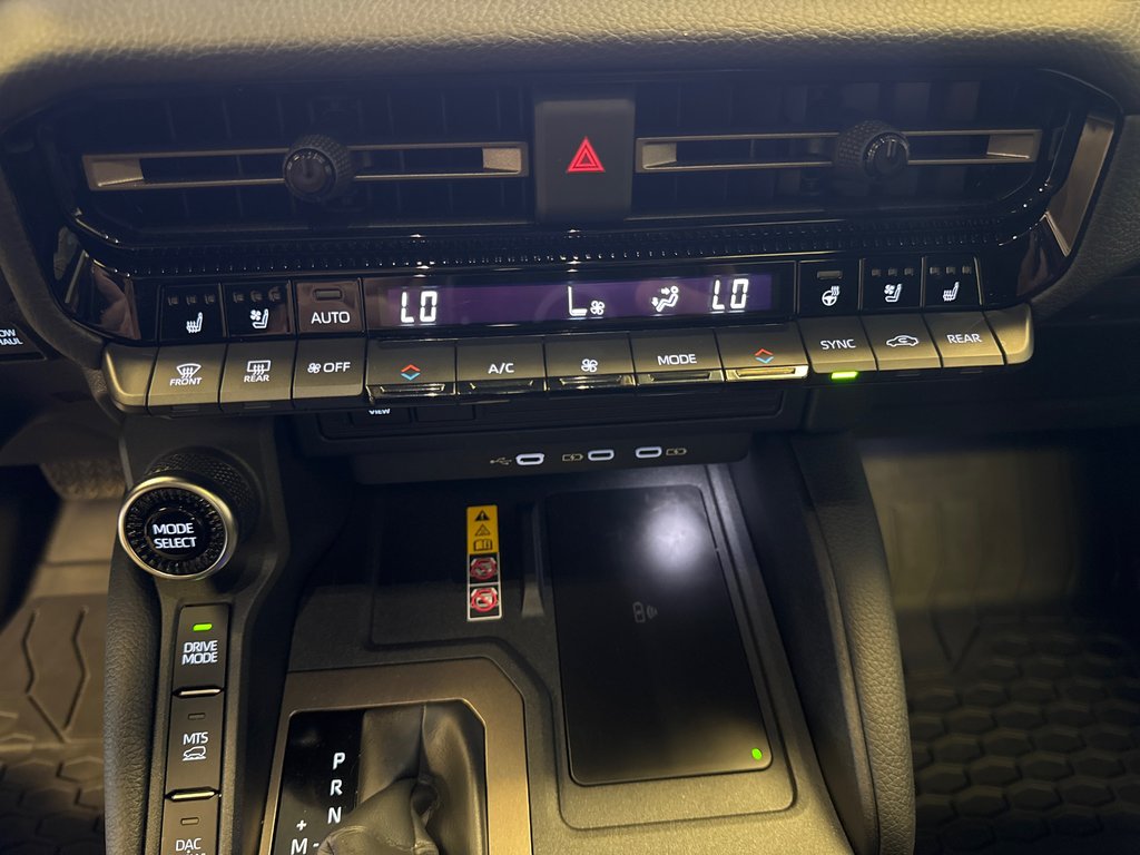 Toyota Land Cruiser PREMUIM + *DÉMO + RABAIS* 2024 à Richmond, Québec - 27 - w1024h768px