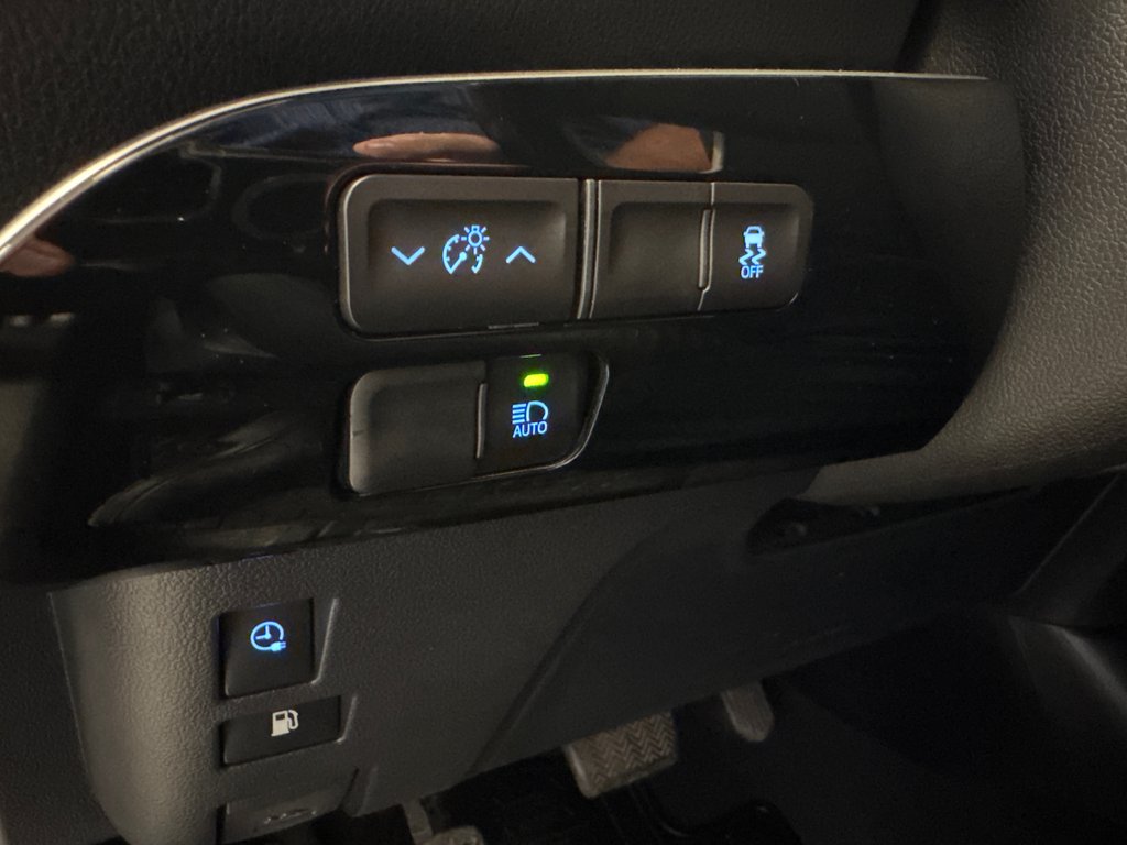 2018 Toyota PRIUS PRIME BASE in Richmond, Quebec - 32 - w1024h768px