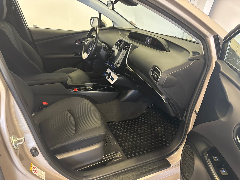 2018 Toyota PRIUS PRIME BASE in Richmond, Quebec - 19 - w1024h768px