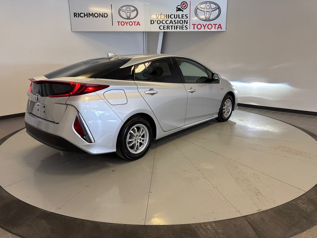 Toyota PRIUS PRIME *TRÈS BEAU VÉHICULE* 2020 à Richmond, Québec - 9 - w1024h768px