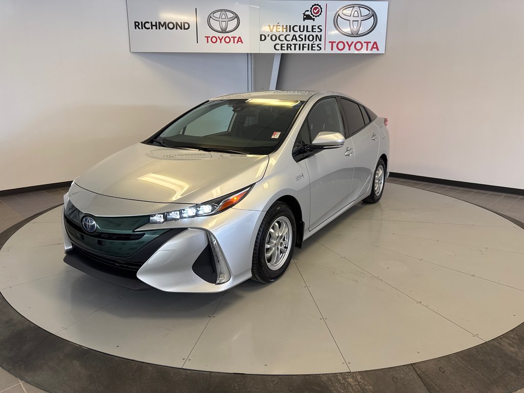 Toyota PRIUS PRIME *TRÈS BEAU VÉHICULE* 2020 à Richmond, Québec - 2 - w1024h768px