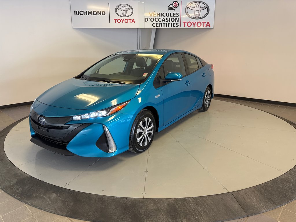 Toyota PRIUS PRIME *GROUPE AMÉLIORÉ + TRÈS BEAU VÉHICULE* 2021 à Richmond, Québec - 2 - w1024h768px