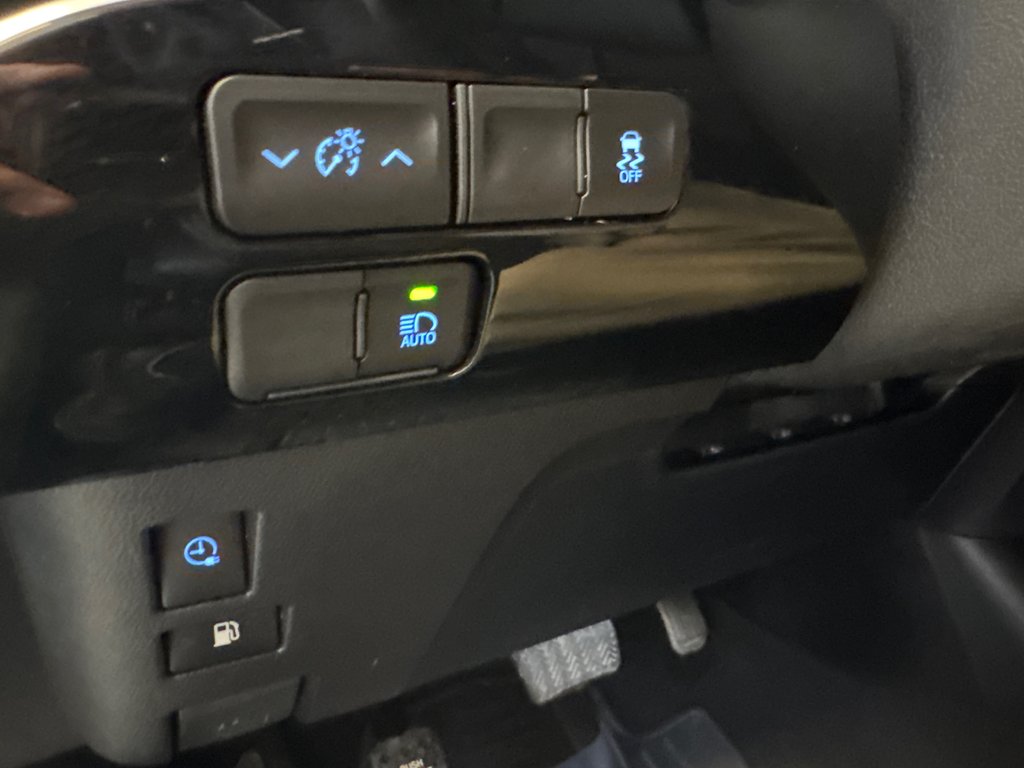 Toyota PRIUS PRIME *GROUPE AMÉLIORÉ + TRÈS BEAU VÉHICULE* 2021 à Richmond, Québec - 27 - w1024h768px