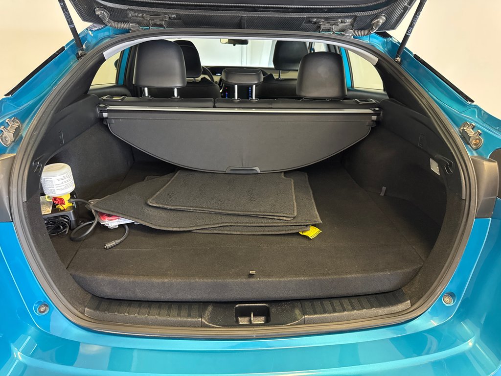 Toyota PRIUS PRIME *GROUPE AMÉLIORÉ + TRÈS BEAU VÉHICULE* 2021 à Richmond, Québec - 17 - w1024h768px