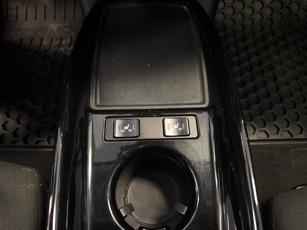 Toyota PRIUS PRIME *TRÈS BEAU VÉHICULE* 2022 à Richmond, Québec - 27 - w1024h768px