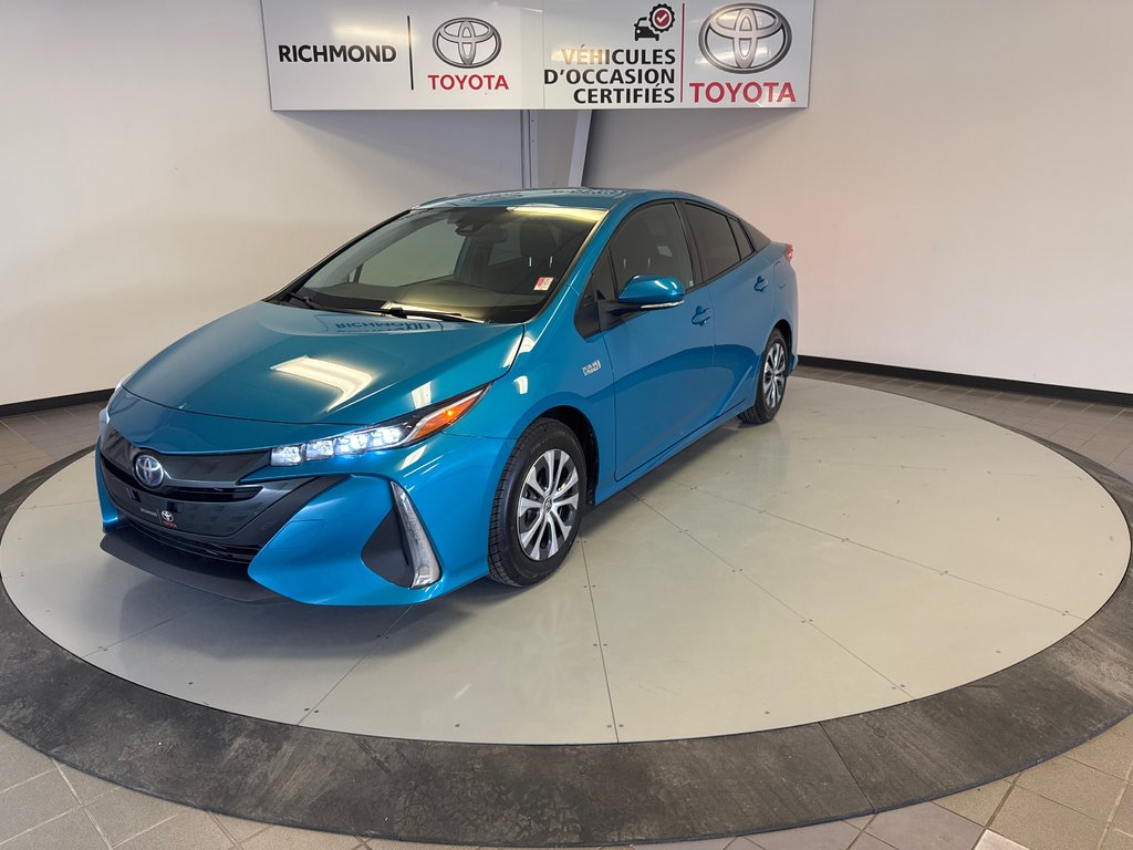 Toyota PRIUS PRIME *TRÈS BEAU VÉHICULE* 2022 à Richmond, Québec - 2 - w1024h768px