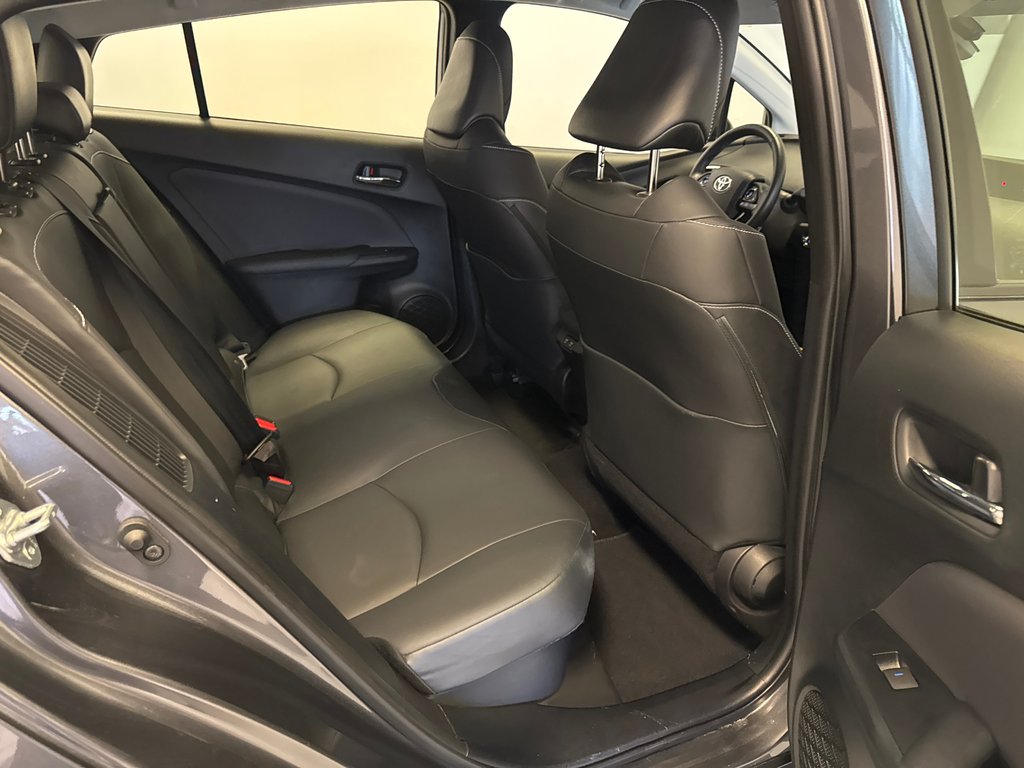 2022 Toyota PRIUS PRIME AMÉLIORÉ *TRÈS BEAU VÉHICULE* in Richmond, Quebec - 18 - w1024h768px
