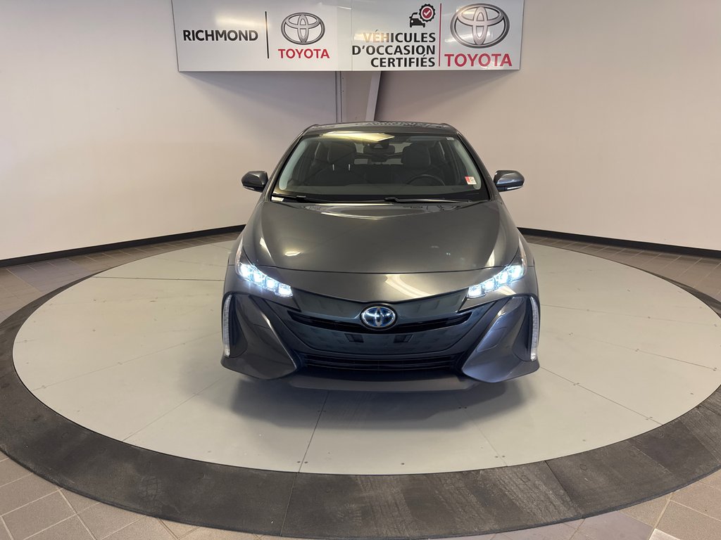 2022 Toyota PRIUS PRIME AMÉLIORÉ *TRÈS BEAU VÉHICULE* in Richmond, Quebec - 13 - w1024h768px