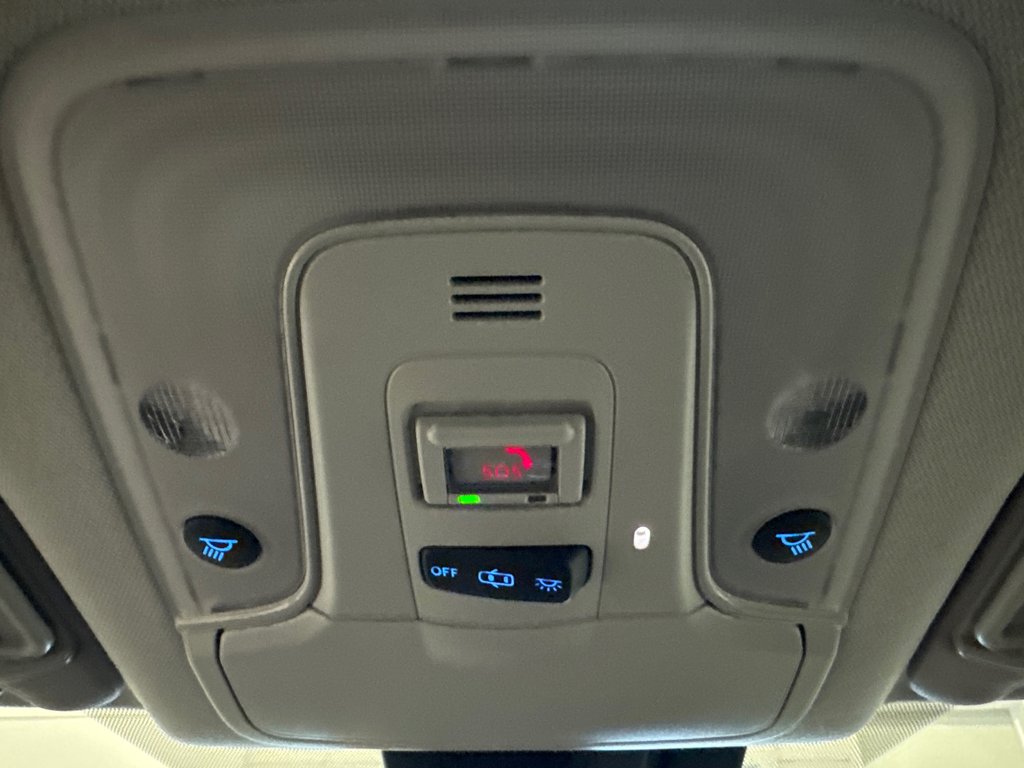 Toyota PRIUS PRIME BASE *TRÈS BEAU VÉHICULE* 2022 à Richmond, Québec - 32 - w1024h768px