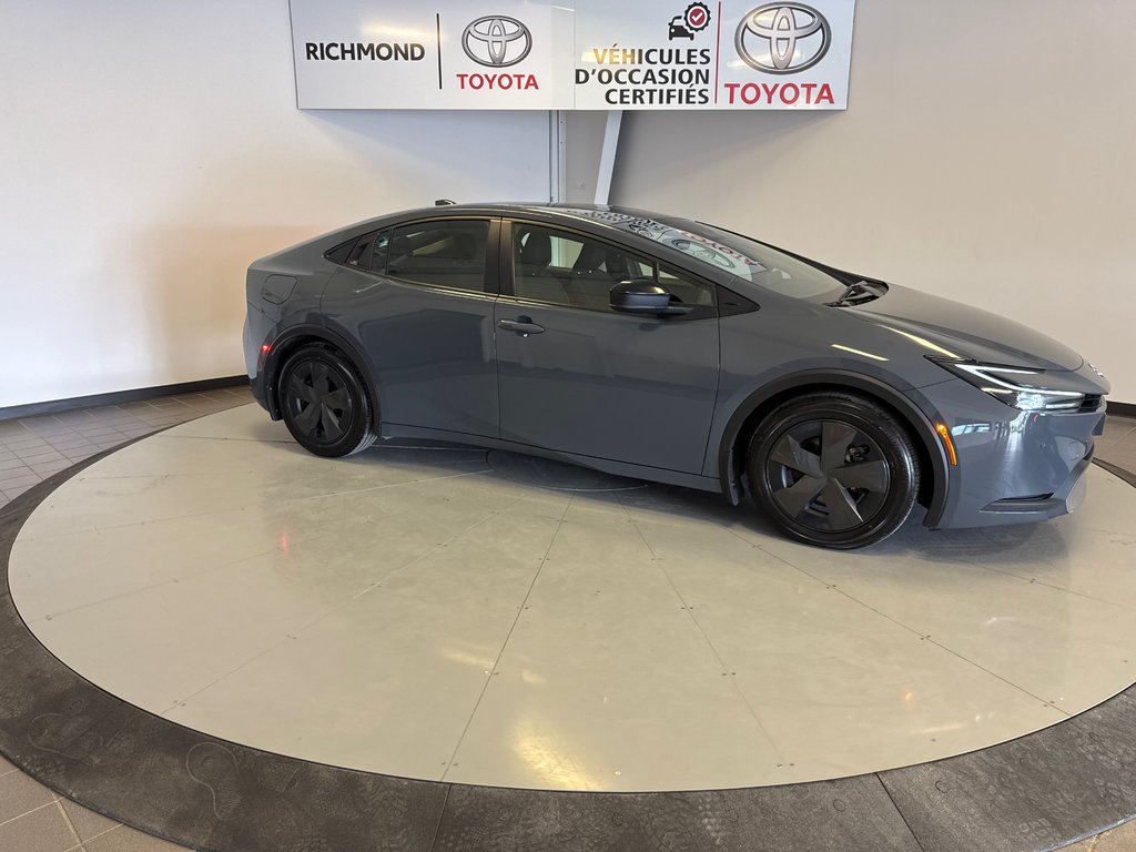 Toyota PRIUS PRIME SE *TRÈS BEAU VÉHICULE* 2024 à Richmond, Québec - 11 - w1024h768px