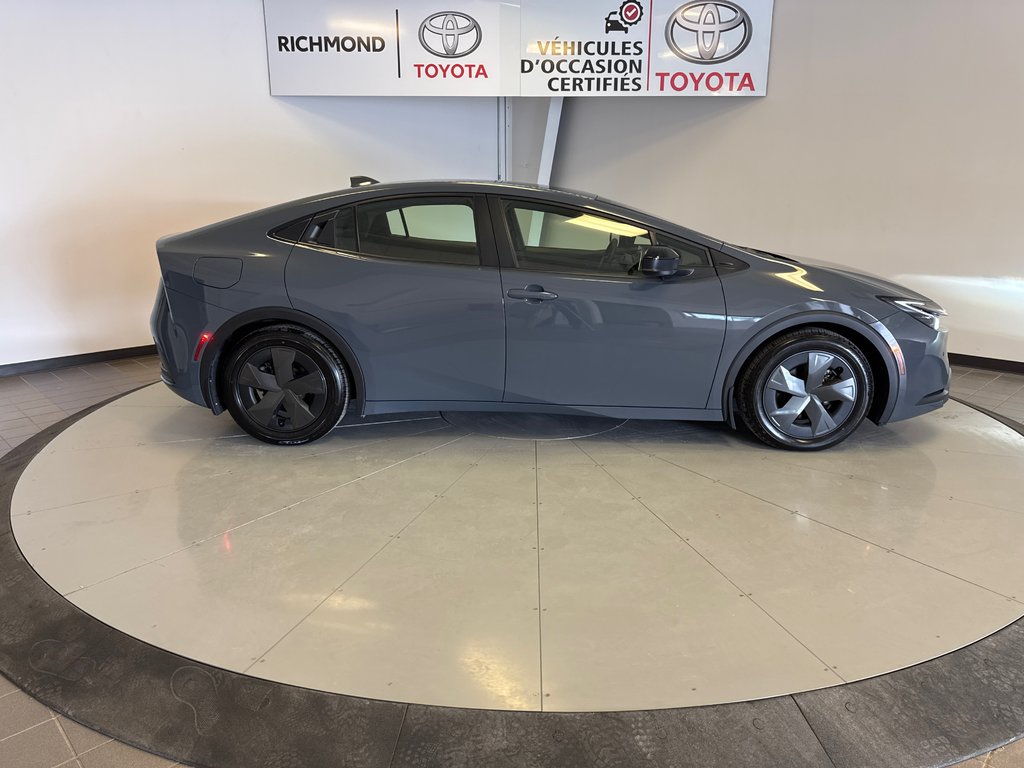 Toyota PRIUS PRIME SE *TRÈS BEAU VÉHICULE* 2024 à Richmond, Québec - 10 - w1024h768px