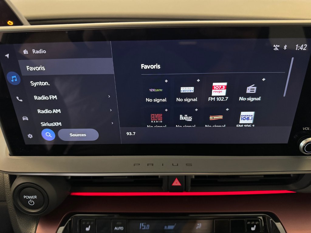 2024 Toyota PRIUS PRIME XSE *DÉMO* in Richmond, Quebec - 22 - w1024h768px