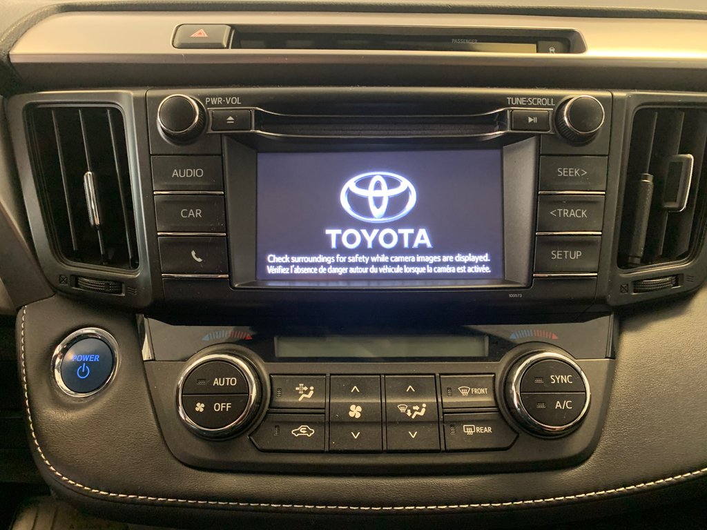 2016  RAV4 Hybrid LE+ in Richmond, Quebec - 21 - w1024h768px